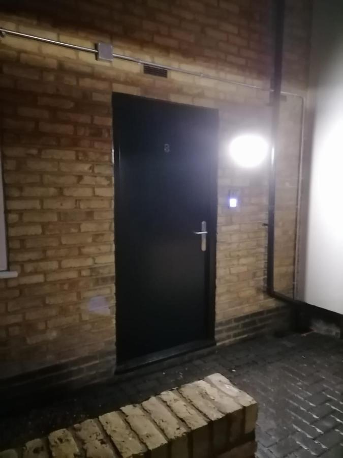 Hemans 0.8 Apartment Лондон Екстериор снимка