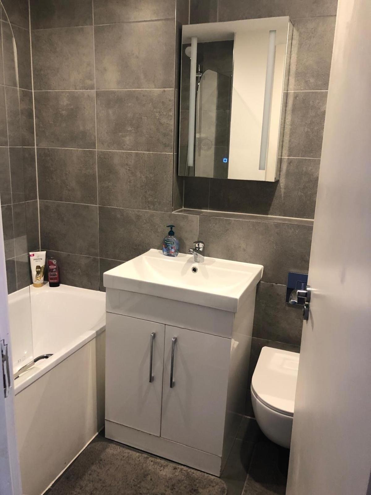 Hemans 0.8 Apartment Лондон Екстериор снимка